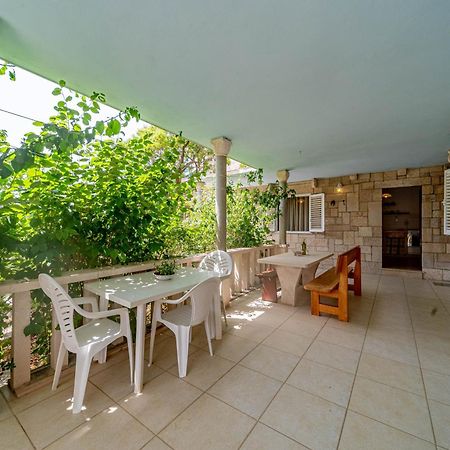 Seaside House For Families With Children Cove Rasohatica, Korcula - 4386 Лумбарда Екстер'єр фото