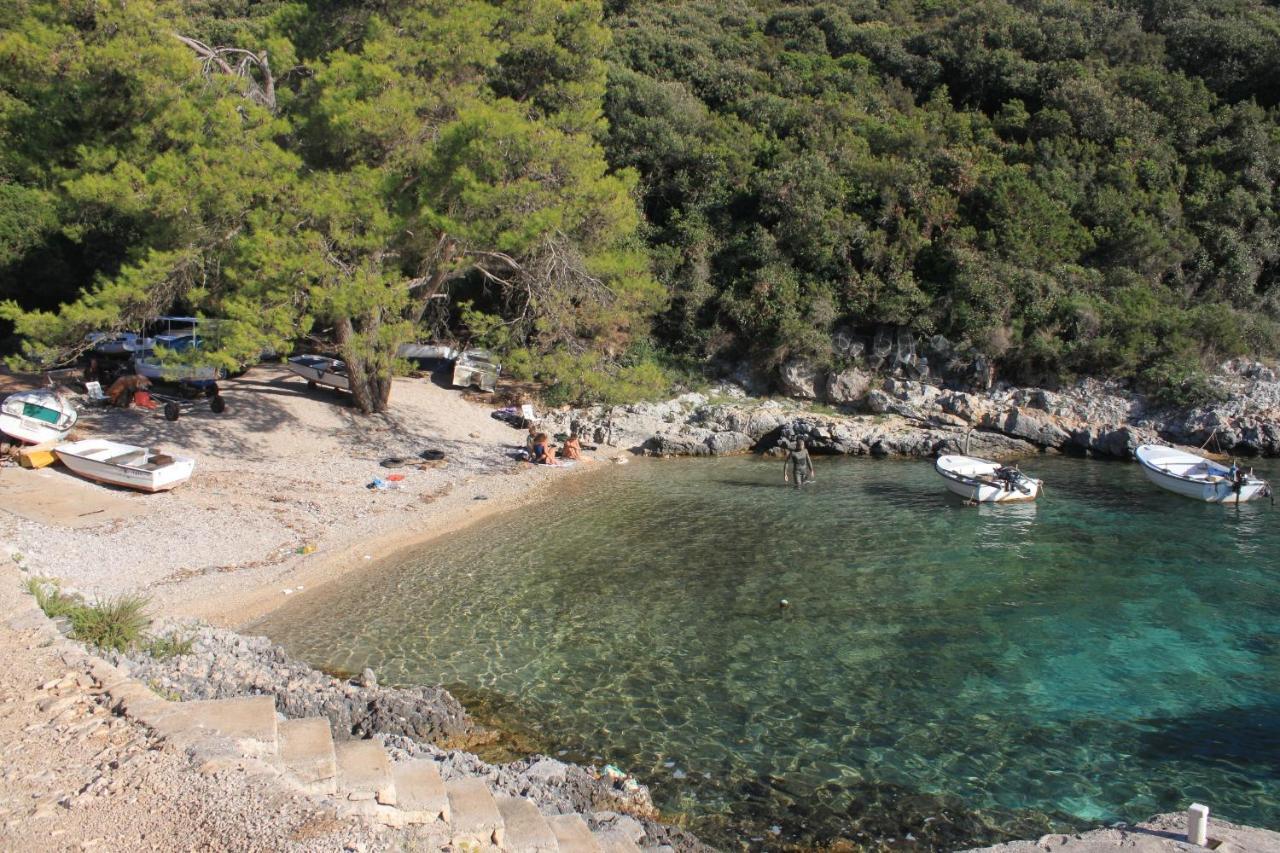 Seaside House For Families With Children Cove Rasohatica, Korcula - 4386 Лумбарда Екстер'єр фото