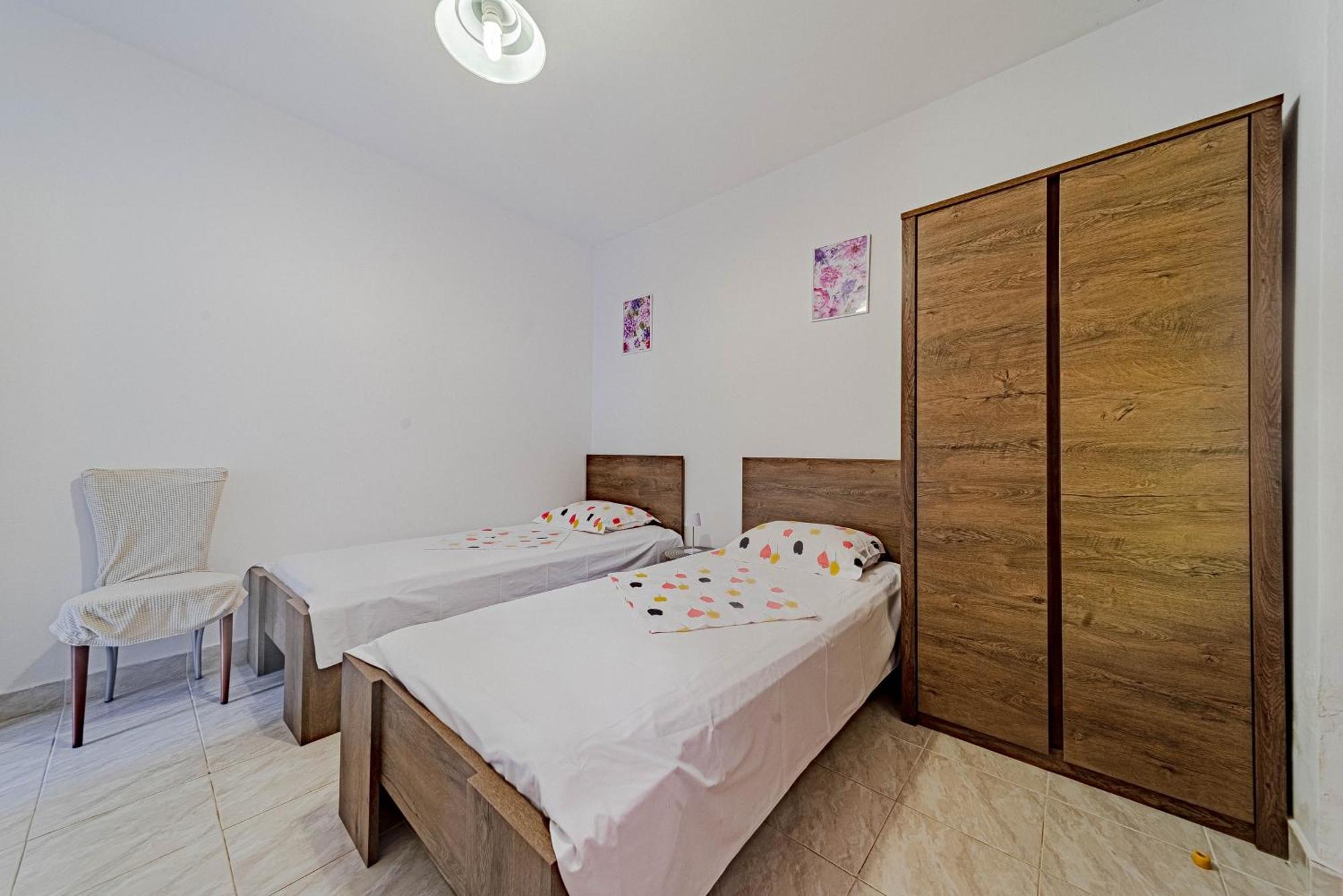 Seaside House For Families With Children Cove Rasohatica, Korcula - 4386 Лумбарда Номер фото
